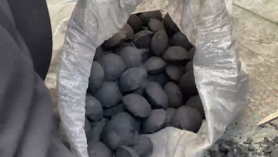 鐵粉壓球粘合劑的使用加量是多少？